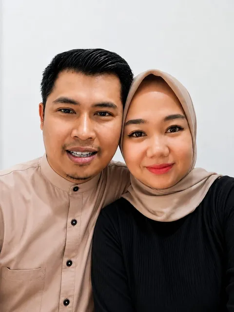 Foto sampul undangan Dinda & Nina