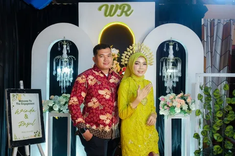 Foto sampul undangan Winda & Rasul