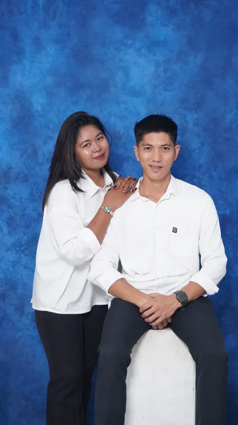 Foto sampul undangan Amar & April