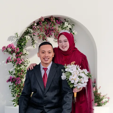 Foto sampul undangan Alfan & Sucilia