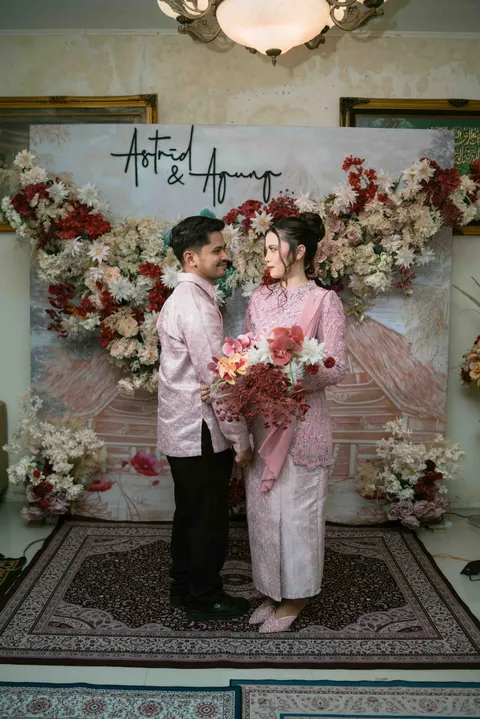 Foto sampul undangan Astrid & Agung