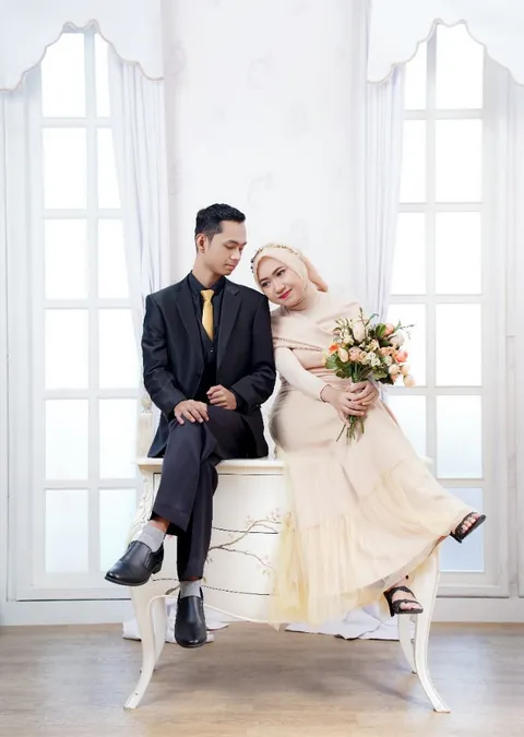 Foto sampul undangan Riris & Dimas