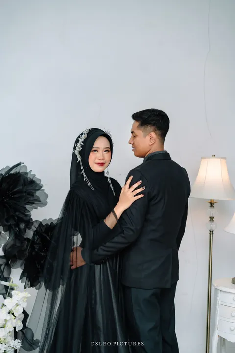 Foto sampul undangan Zhingga & Kelvin