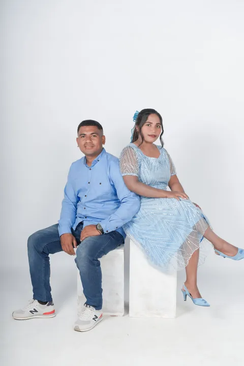 Foto sampul undangan Reth & Hila