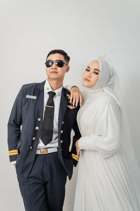 Foto sampul undangan Virgin & Cakra