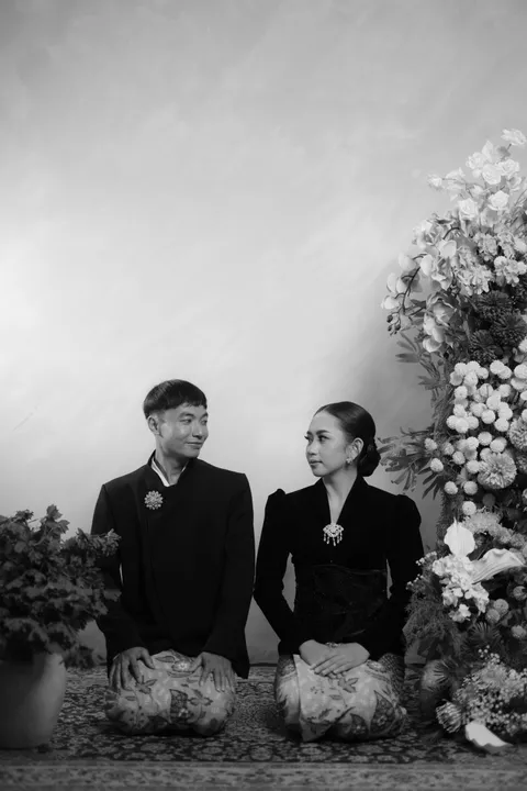Foto sampul undangan Ayu & Nur