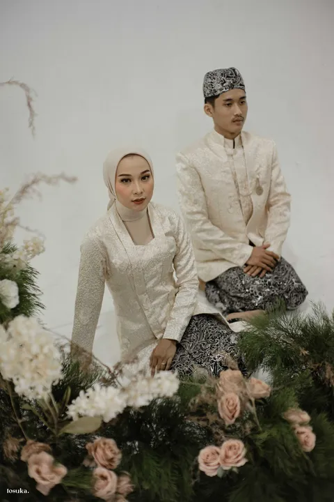 Foto sampul undangan Latif & Fany