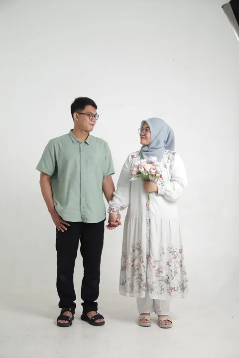 Foto sampul undangan Dini & Ubay