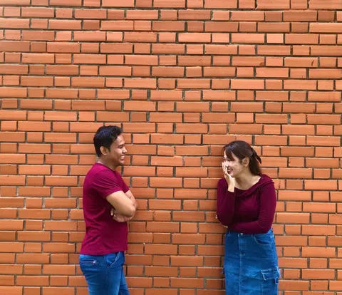 Foto sampul undangan Via & Luxvan