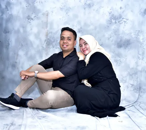 Foto sampul undangan Shill & Andri
