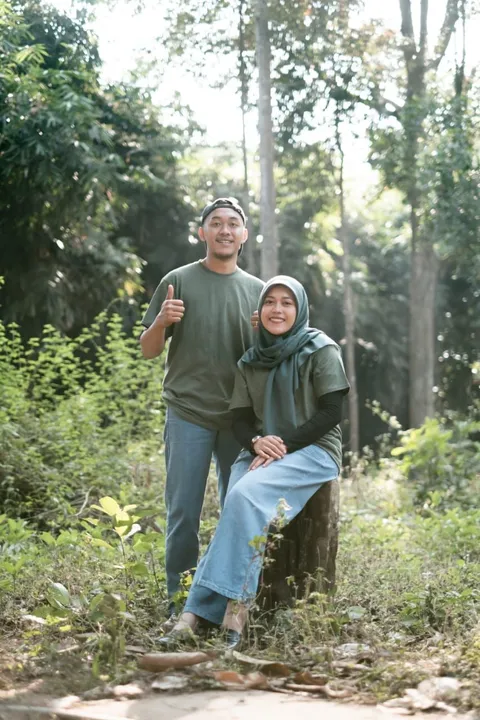 Foto sampul undangan Hajar & Genta