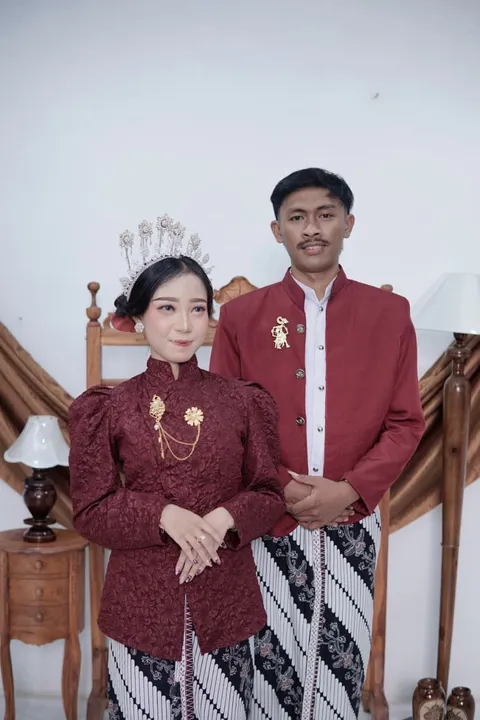 Foto sampul undangan April & Riko