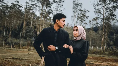 Foto sampul undangan Ikhlas & Gumilar