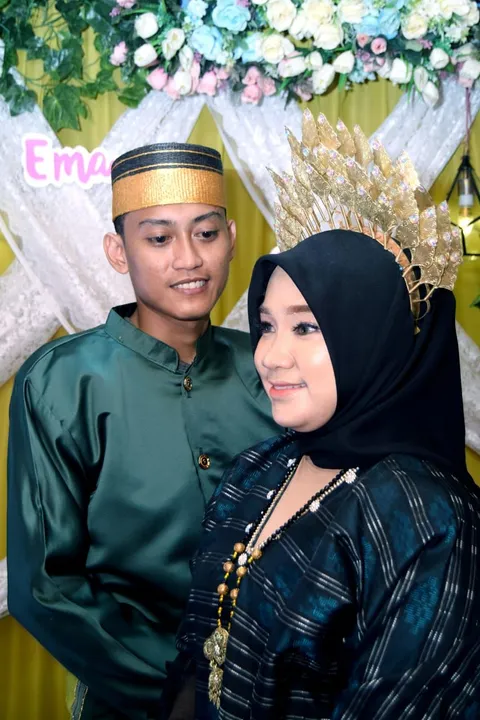 Foto sampul undangan Ema & Fadli