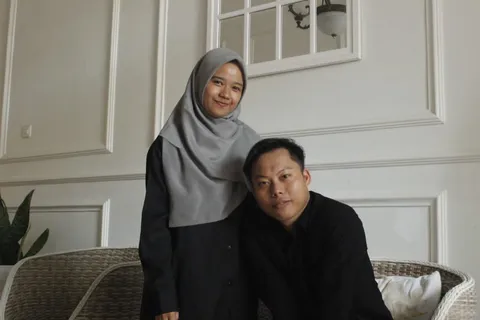 Foto sampul undangan Shabrina & Rendi