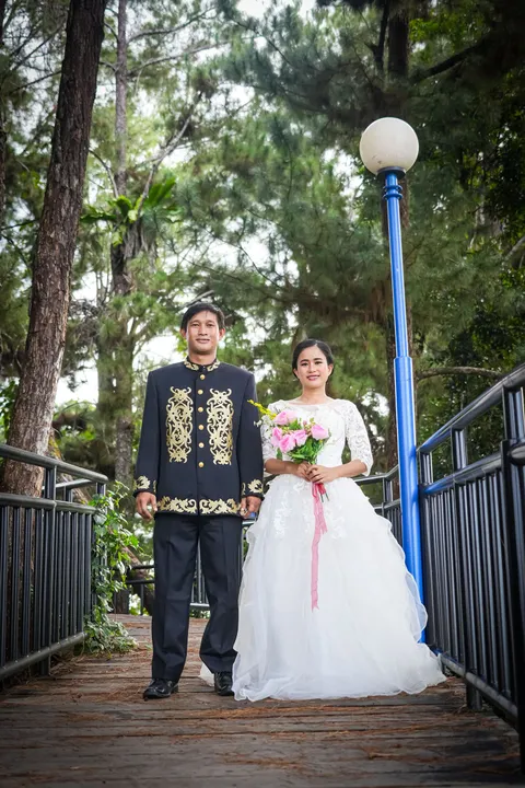 Foto sampul undangan Novi & Alfan