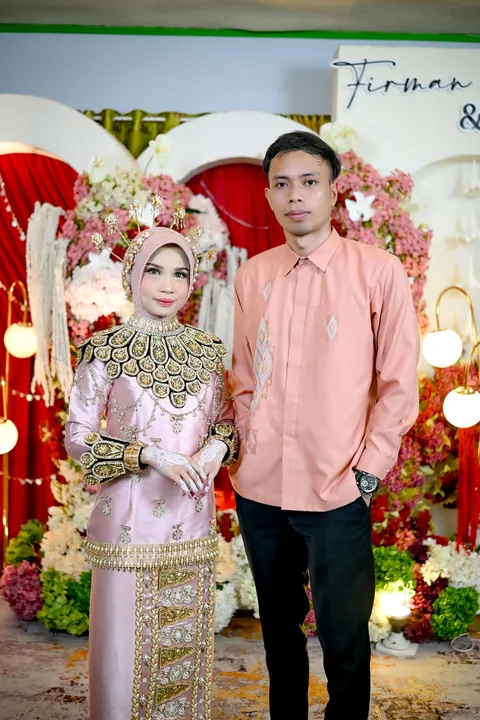 Foto sampul undangan Firman & Ainun