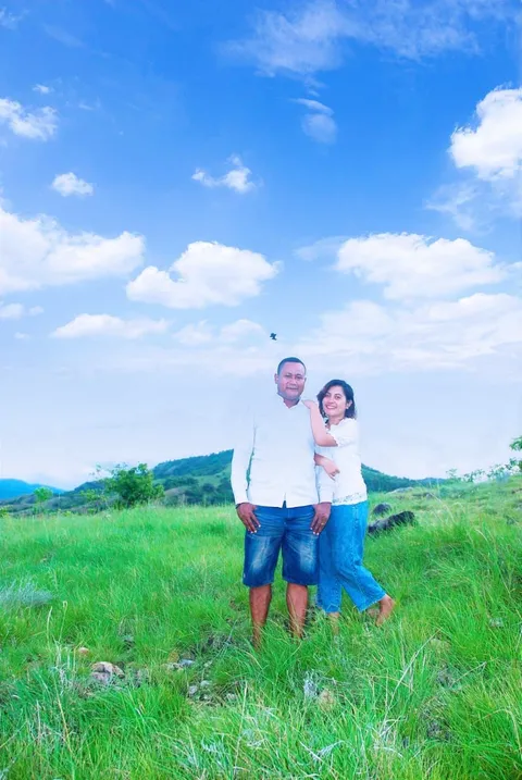 Foto sampul undangan Hanna & Dion