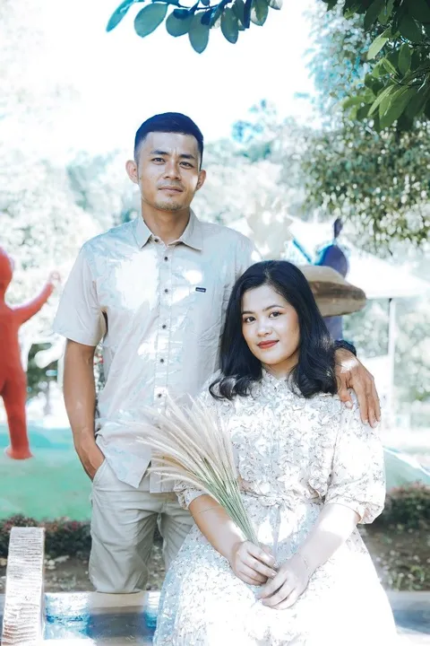 Foto sampul undangan Esra & Jeksen