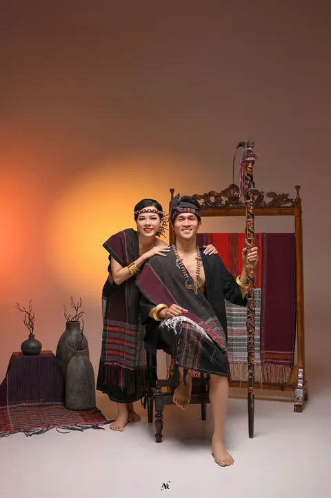 Foto sampul undangan Helma & Ihut
