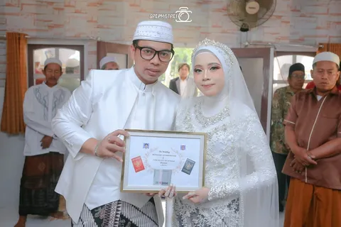 Foto sampul undangan Putri & Yudha
