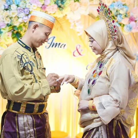 Foto sampul undangan Rey & Ima