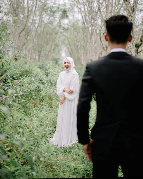 Foto sampul undangan Armi & Dani