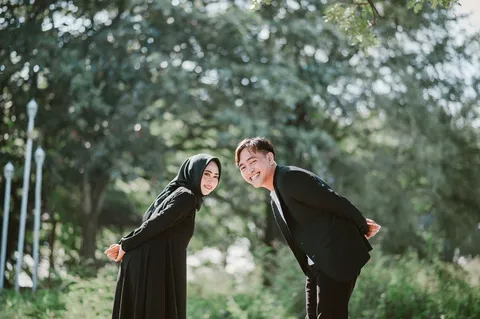 Foto sampul undangan Rais & Anisa