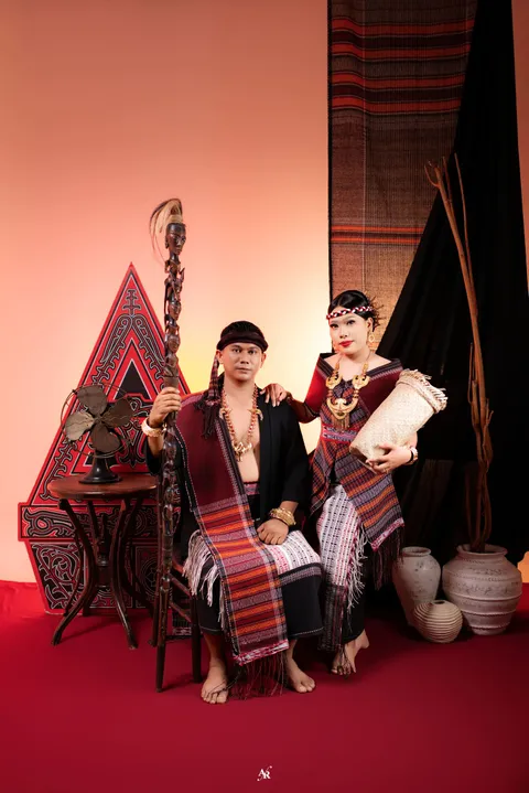 Foto sampul undangan Tina & Juan
