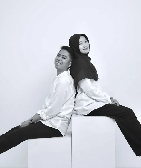 Foto sampul undangan Feby & Fachrul