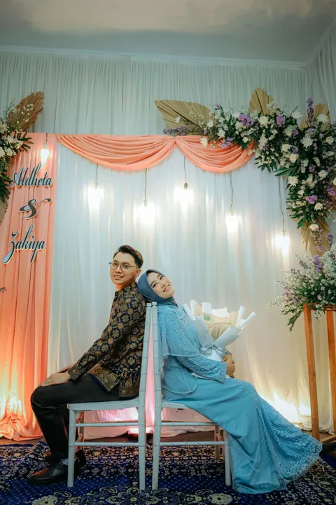 Foto sampul undangan Rendra & Tutus