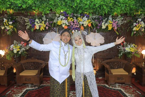 Foto sampul undangan Eka & Tri