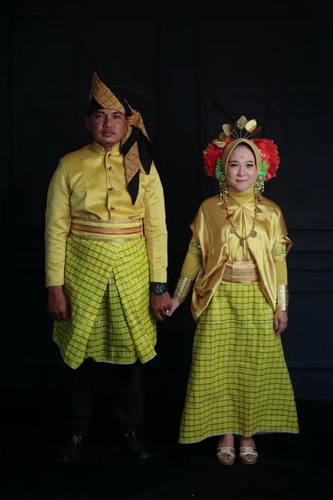 Foto sampul undangan Cokrowirawan, S.E & Masnawiah, S.E
