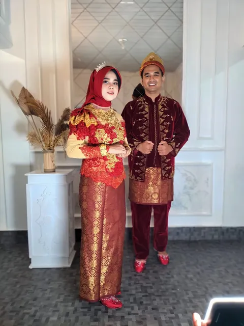 Foto sampul undangan Fina & Jebry