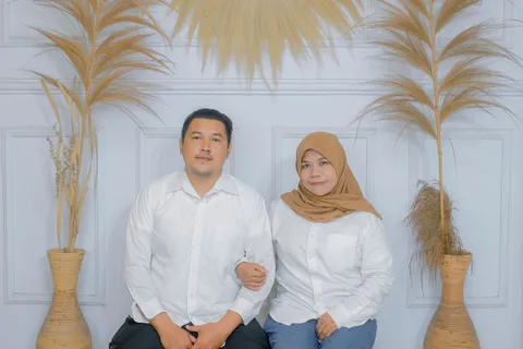 Foto sampul undangan Nia & Yudhis