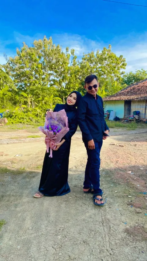 Foto sampul undangan Aziz & Novi