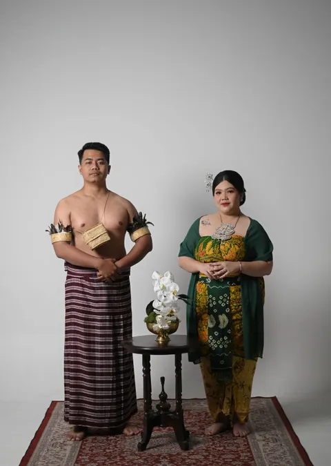 Foto sampul undangan Narabeto & Amandira