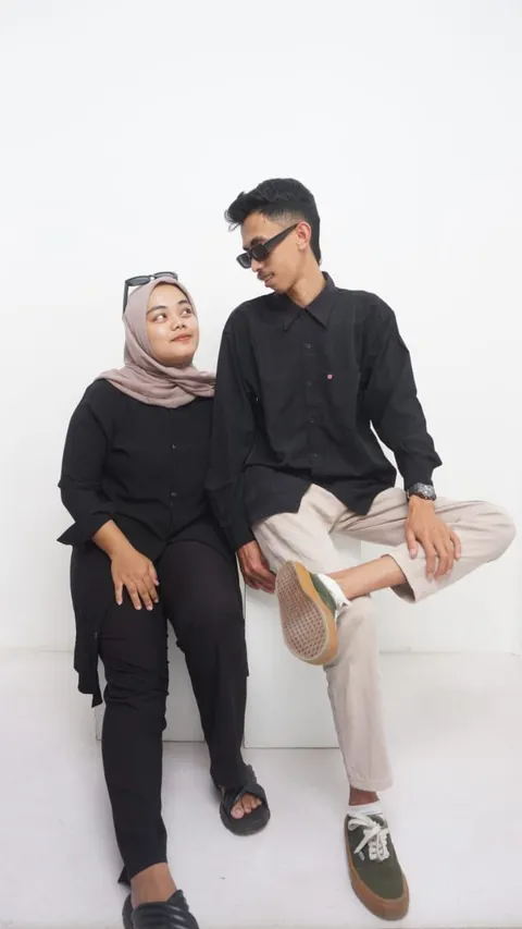Foto sampul undangan Wahyu & Anisah