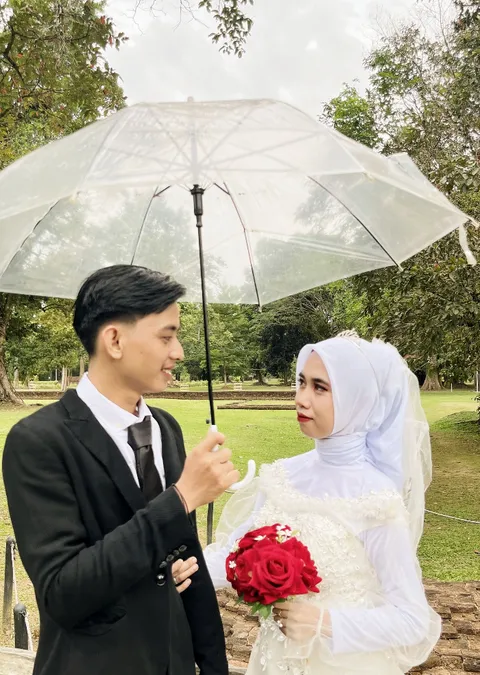 Foto sampul undangan Zela & Rizki