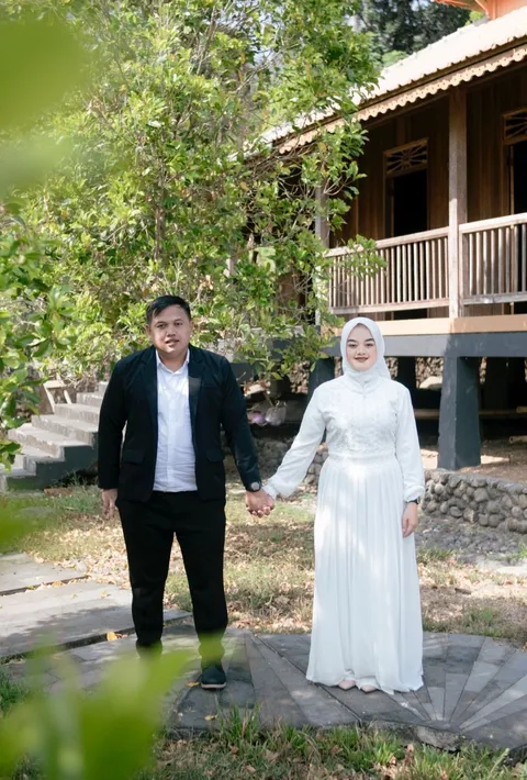 Foto sampul undangan Lukman Hasyim & Afni Afriyani