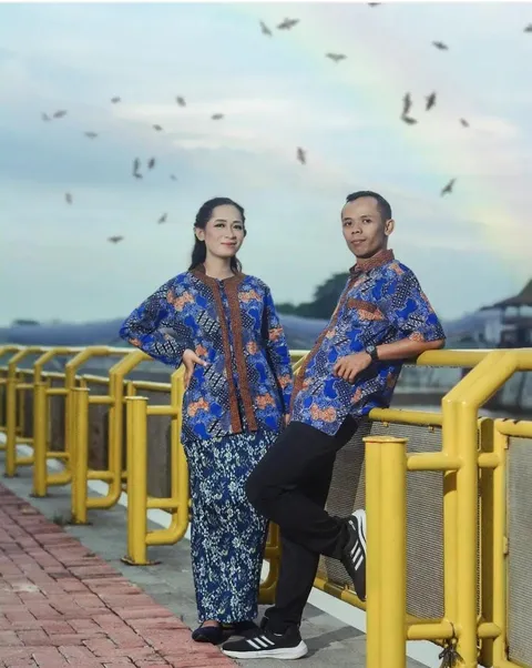 Foto sampul undangan Frida & Yudi