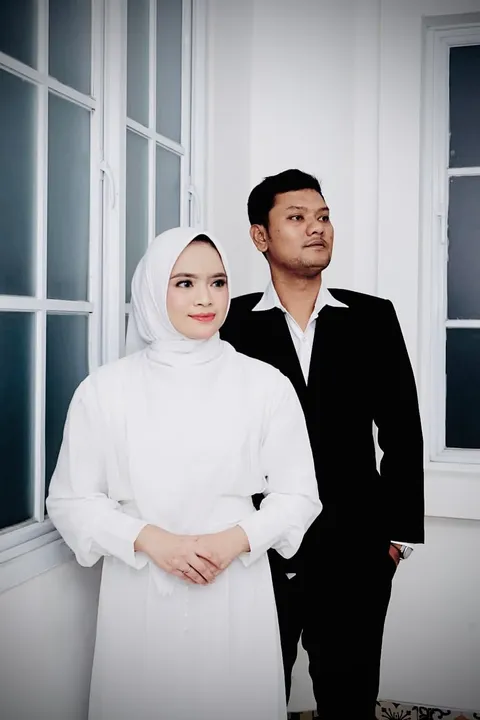 Foto sampul undangan Wahyu & Wulan