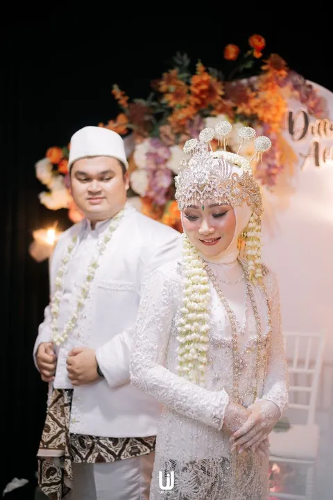 Foto sampul undangan Diffy & Akbar