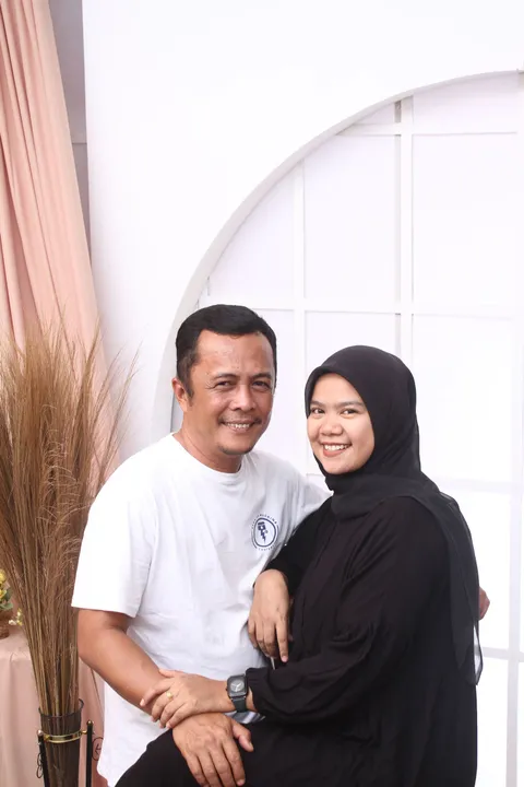 Foto sampul undangan Indri & Remon