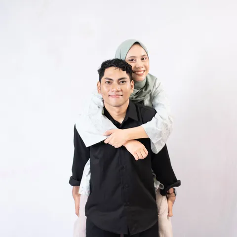 Foto sampul undangan Niken & Ervan