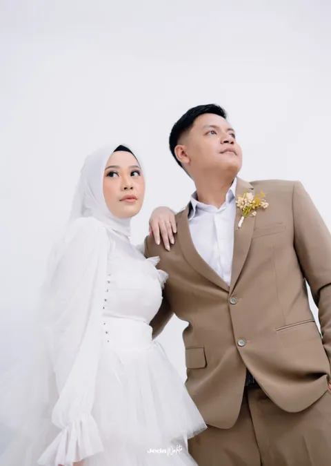 Foto sampul undangan Ridwan & Nadya