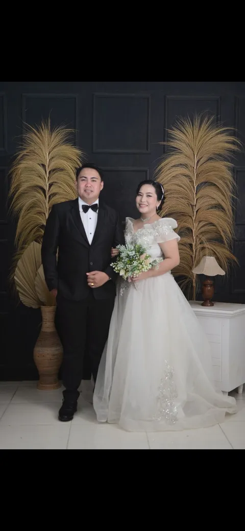 Foto sampul undangan Gaby & Brayen