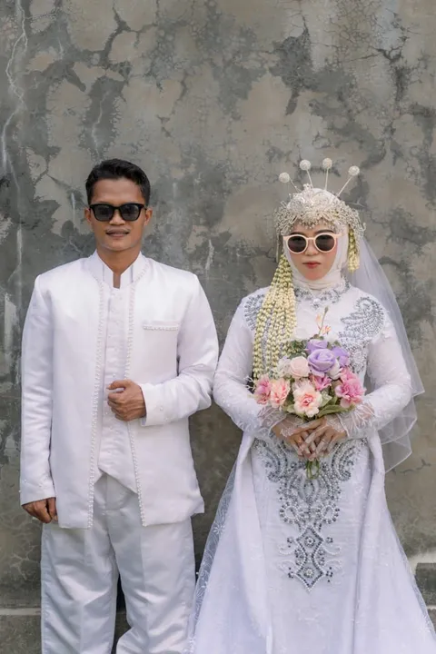 Foto sampul undangan Latif & Janu