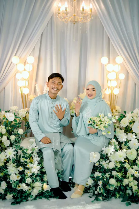 Foto sampul undangan Mukmin & Nadia