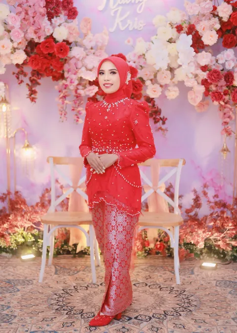 Foto sampul undangan Krys & Rathy